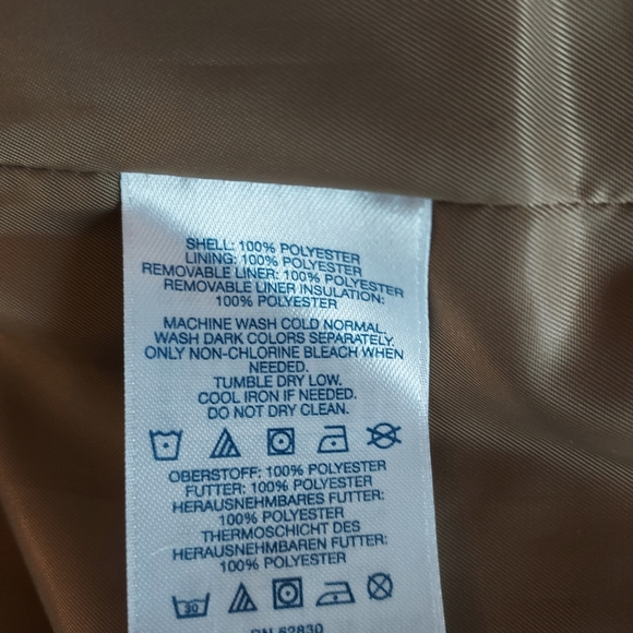 Lands'End Hooded Snap Front 3/4 Length Raincoat with Deep Pocket Snap Detail. - Picture 12 of 16